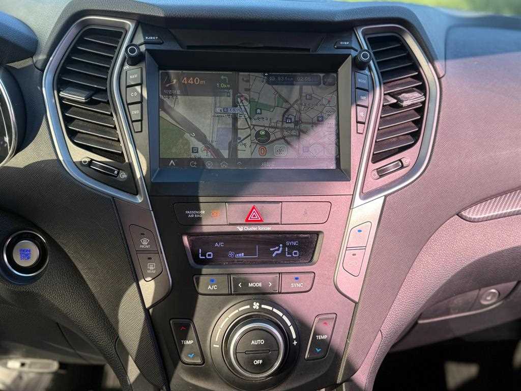 Hyundai Santafe — photo 13