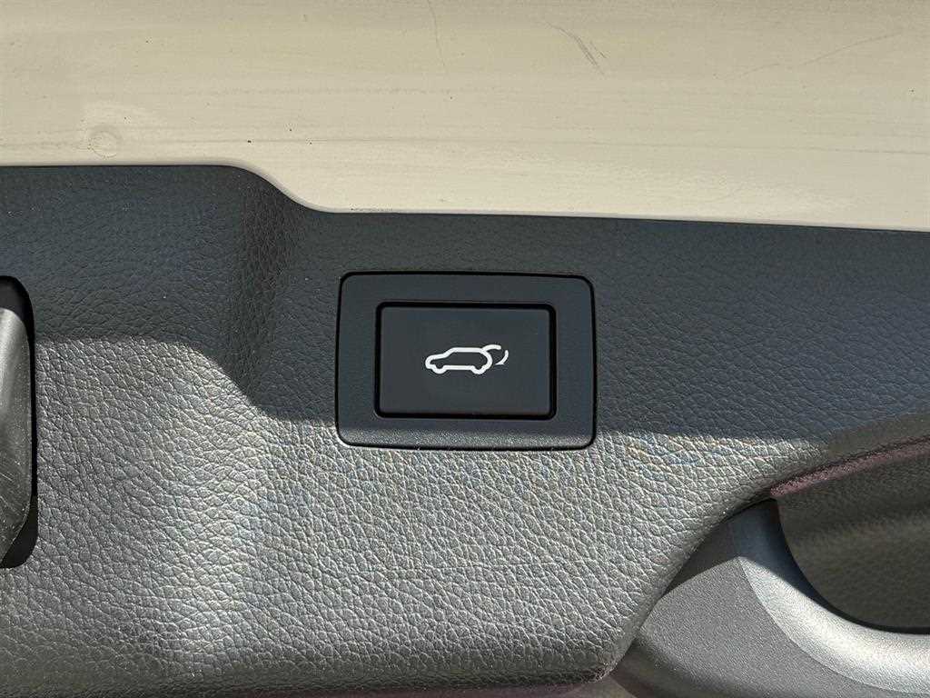 Hyundai Santafe — photo 16