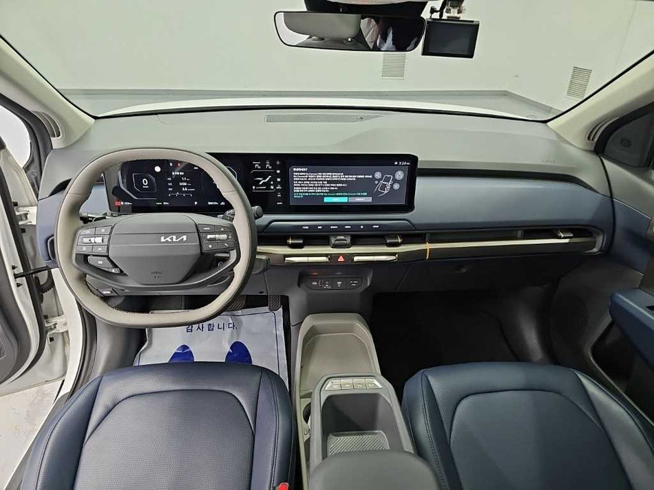 Kia EV3 — photo 01
