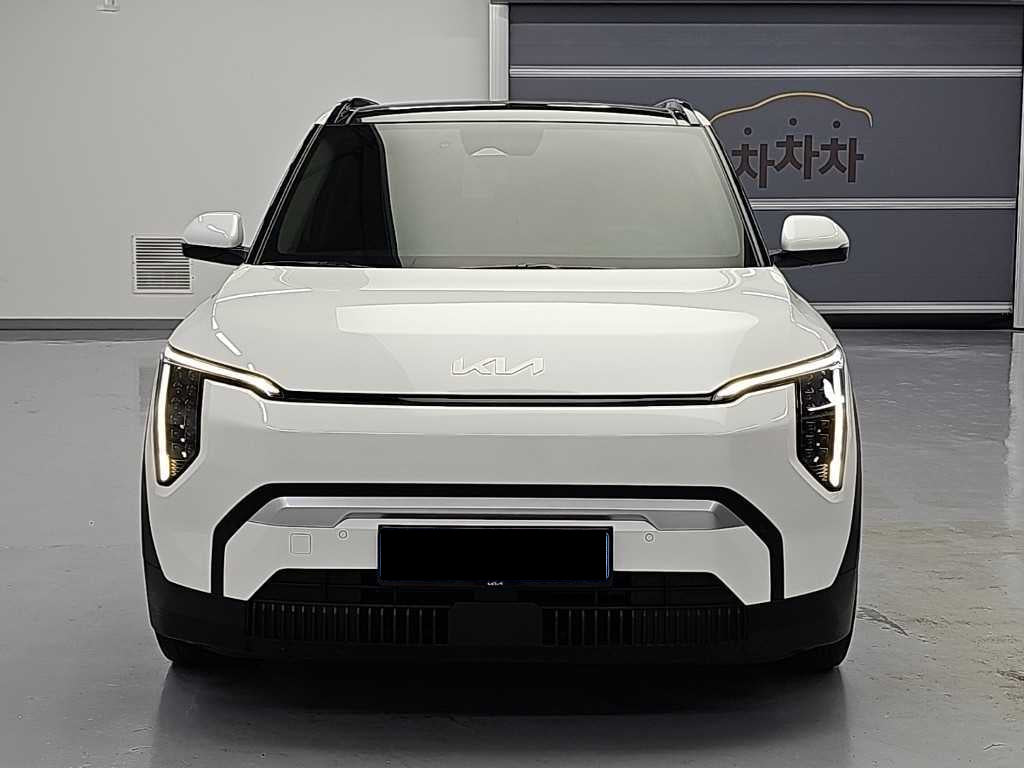 Kia EV3 — photo 03