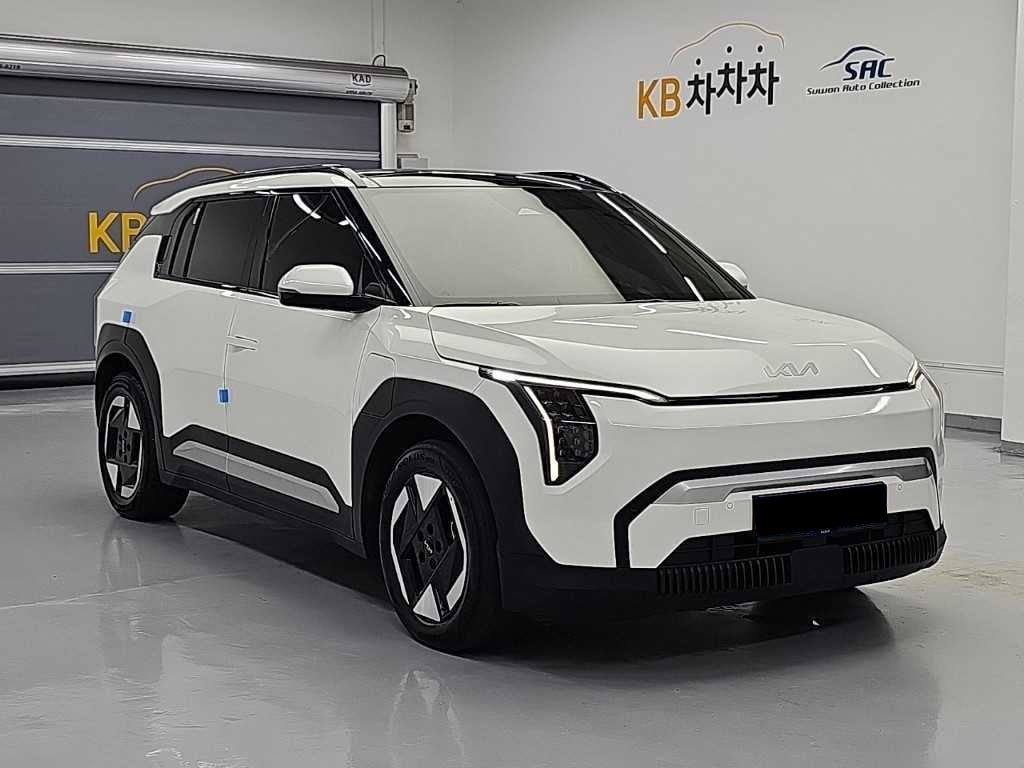 Kia EV3 — photo 05