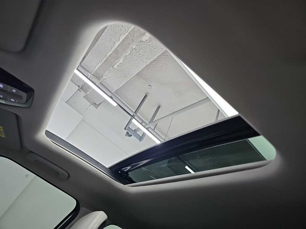 Kia EV3 — photo 13