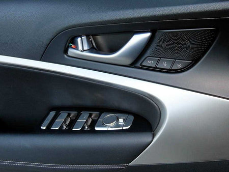 Genesis G70 — photo 12