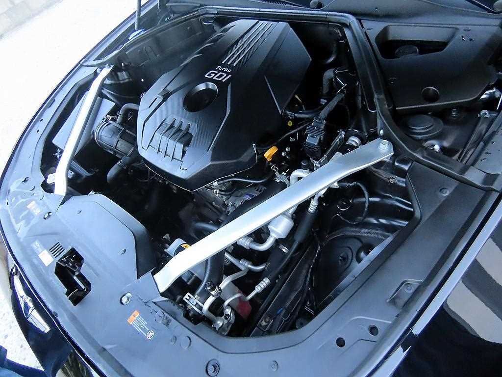 Genesis G70 — photo 19