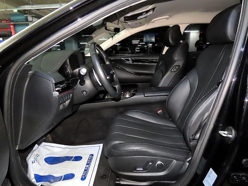 Genesis G80 — photo 06