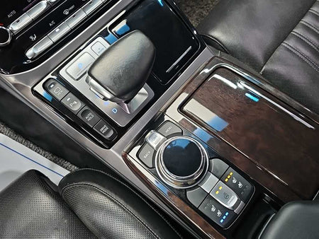 Genesis EQ900 — photo 08
