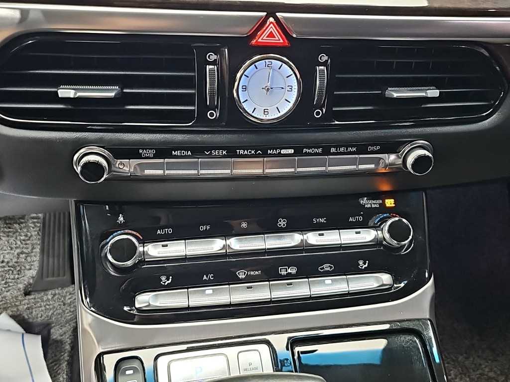 Genesis EQ900 — photo 10
