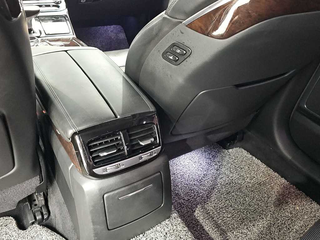 Genesis EQ900 — photo 13