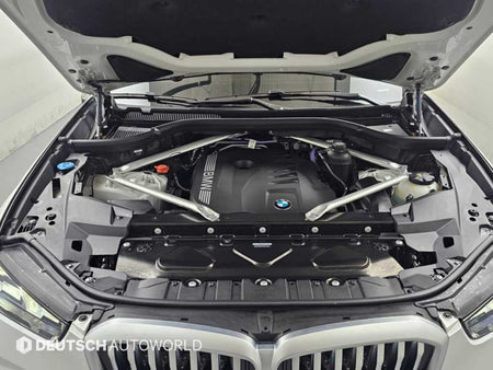 BMW X5 — photo 06