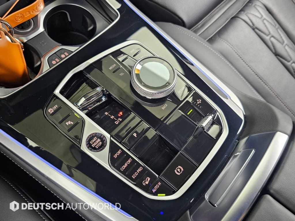 BMW X5 — photo 09