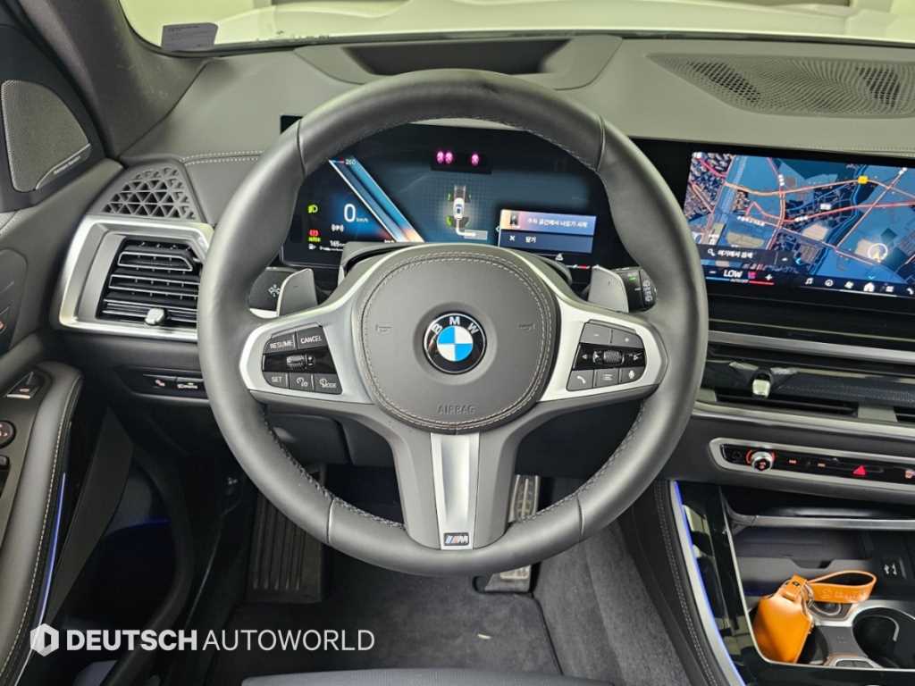 BMW X5 — photo 13