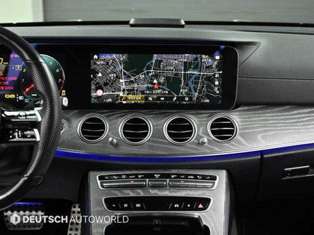 Mercedes-Benz E-Class — photo 14