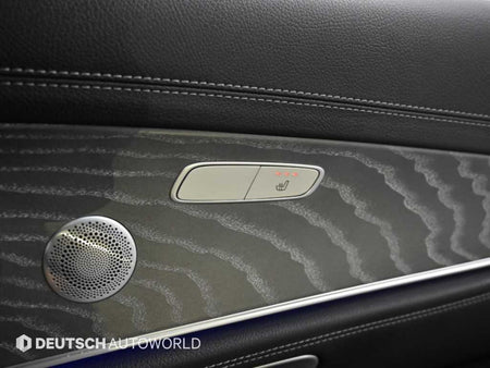 Mercedes-Benz E-Class — photo 16