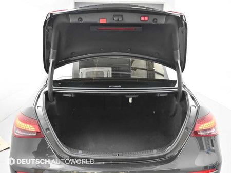 Mercedes-Benz E-Class — photo 19
