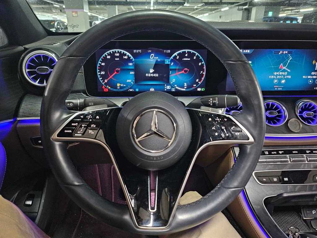 Mercedes-Benz E-Class — photo 04