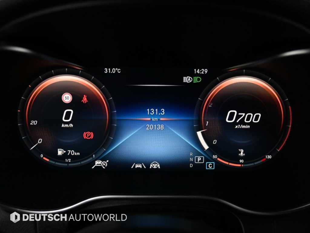 Mercedes-Benz GLC-Class — photo 09