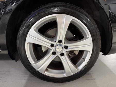 Mercedes-Benz E-Class — photo 19