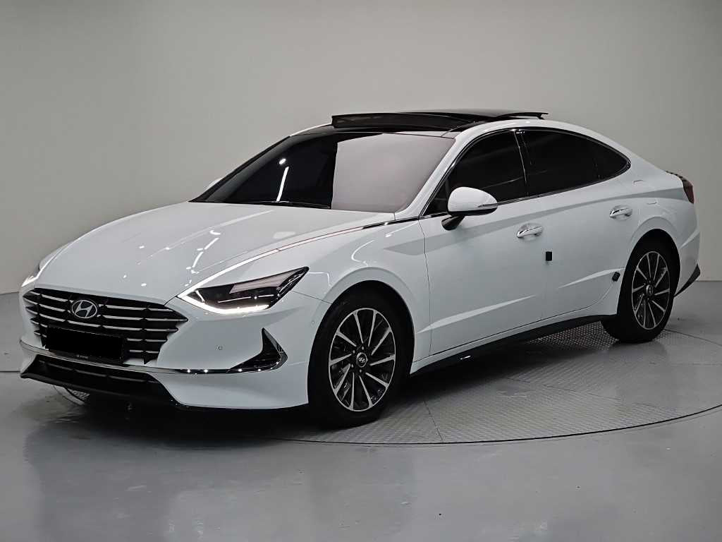 Hyundai Sonata — photo 01