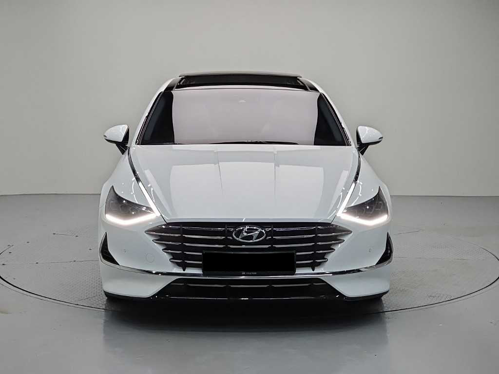 Hyundai Sonata — photo 02