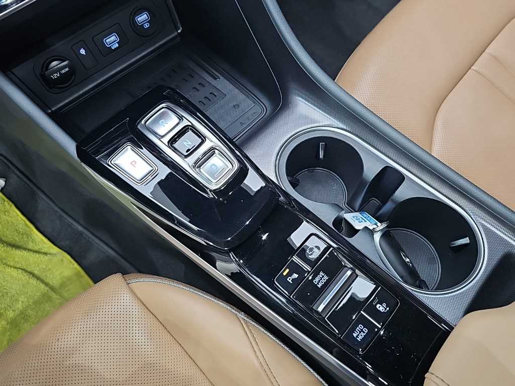 Hyundai Sonata — photo 08