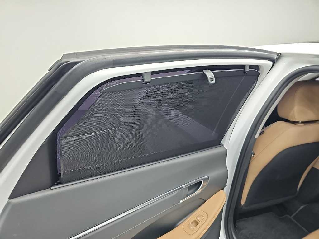 Hyundai Sonata — photo 13