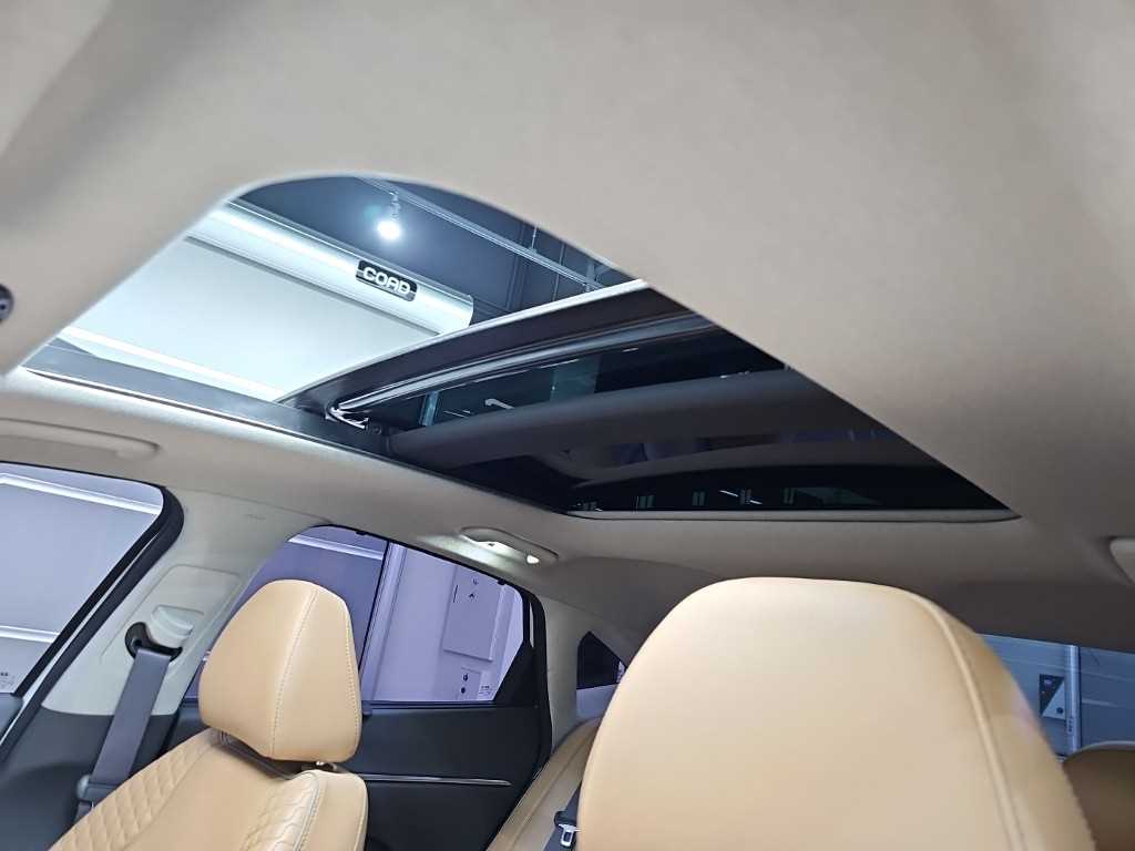 Hyundai Sonata — photo 16