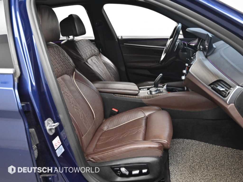 BMW 5-Series — photo 10