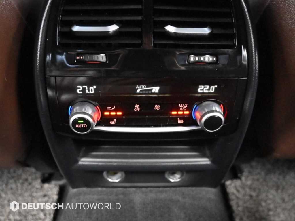 BMW 5-Series — photo 16