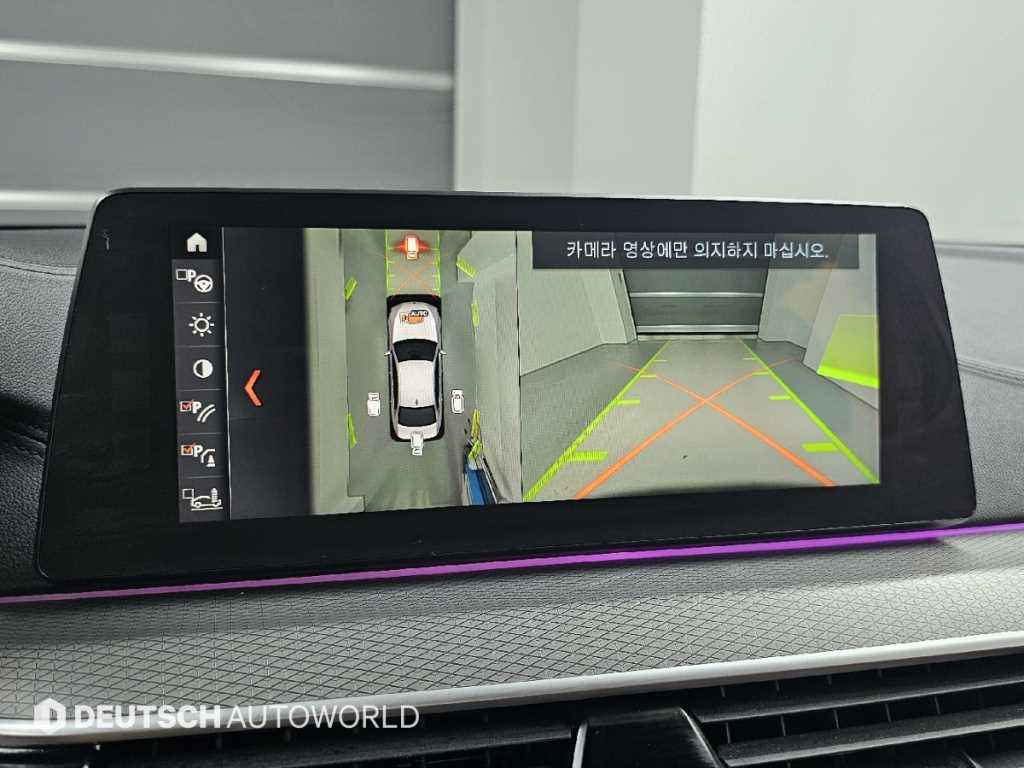 BMW 5-Series — photo 15