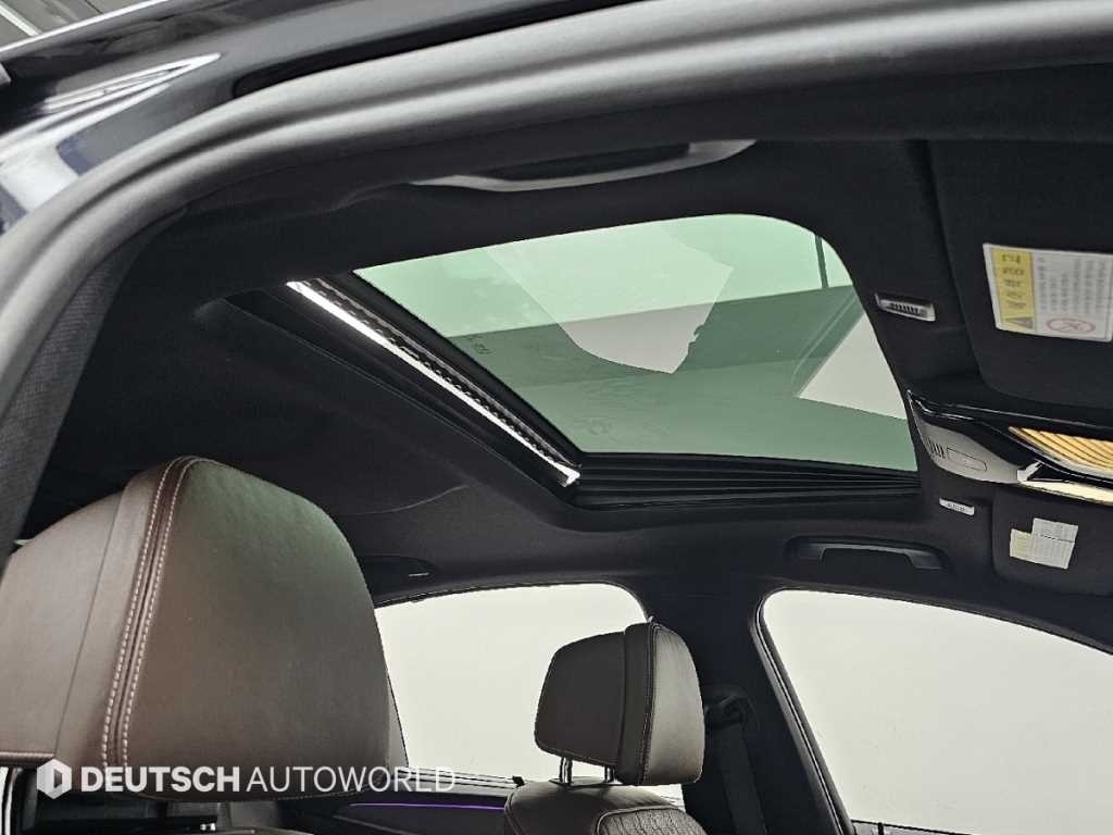 BMW 5-Series — photo 18