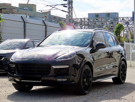Porsche Cayenne — photo 02