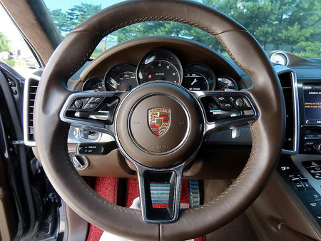 Porsche Cayenne — photo 08