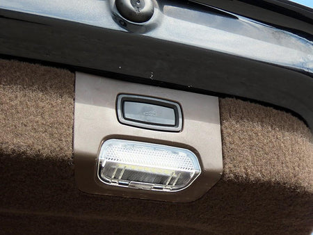 Porsche Cayenne — photo 16