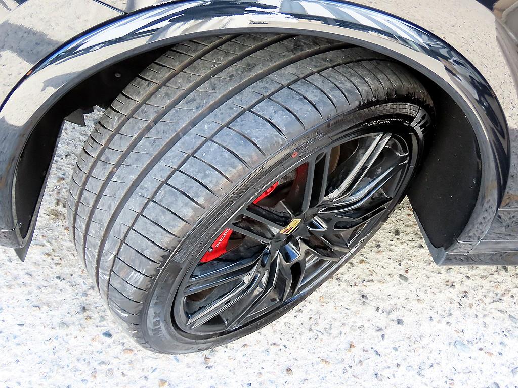 Porsche Cayenne — photo 20