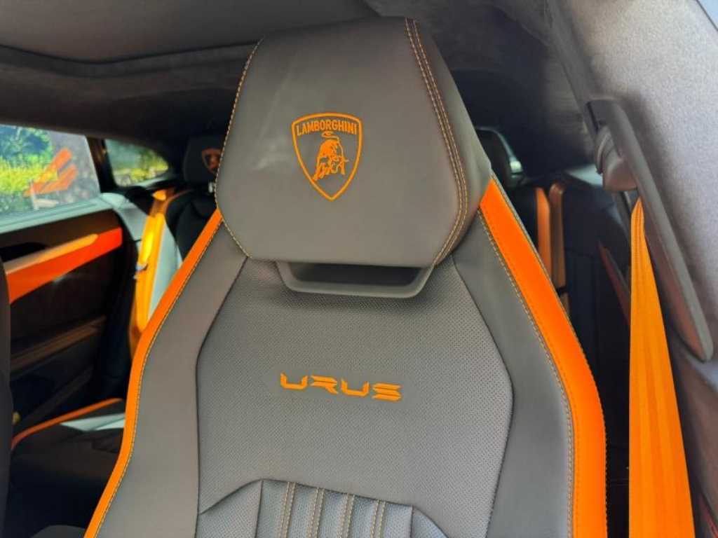 Lamborghini Urus — photo 07