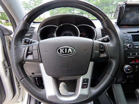 Kia Sorento — photo 08