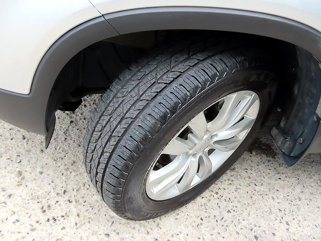 Kia Sorento — photo 20