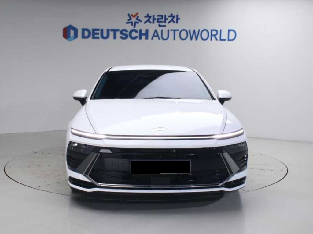 Hyundai Sonata — photo 03