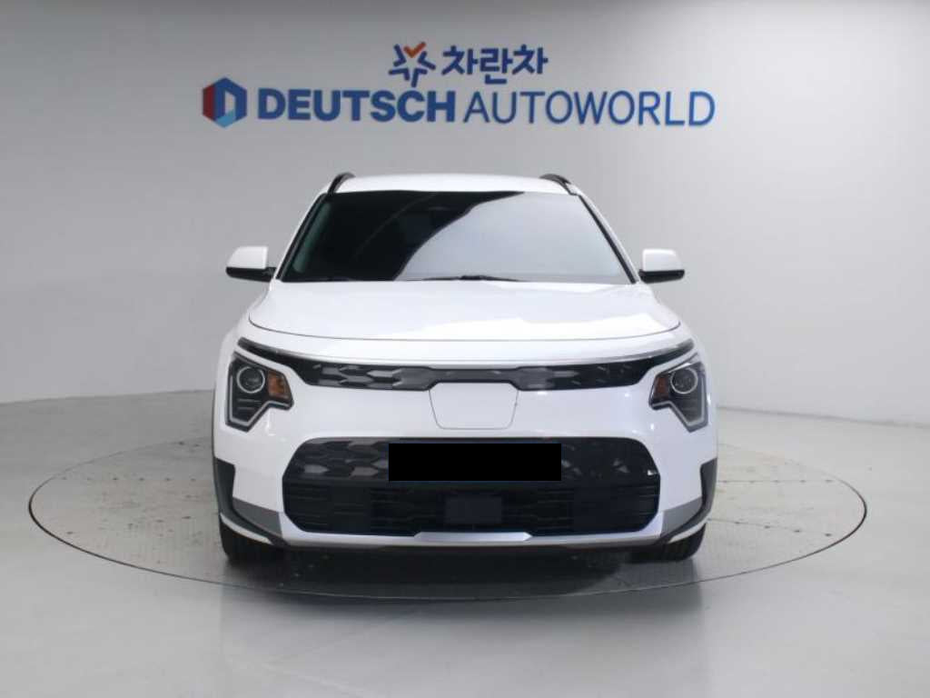 Kia Niro — photo 03