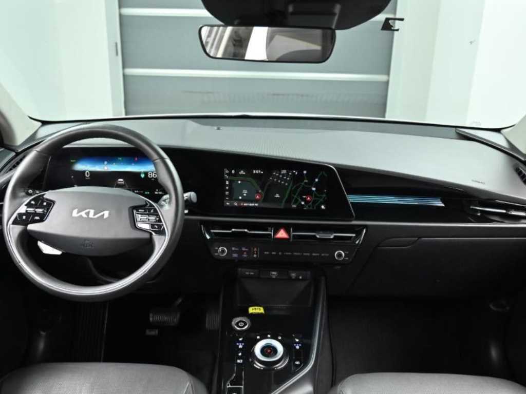 Kia Niro — photo 07