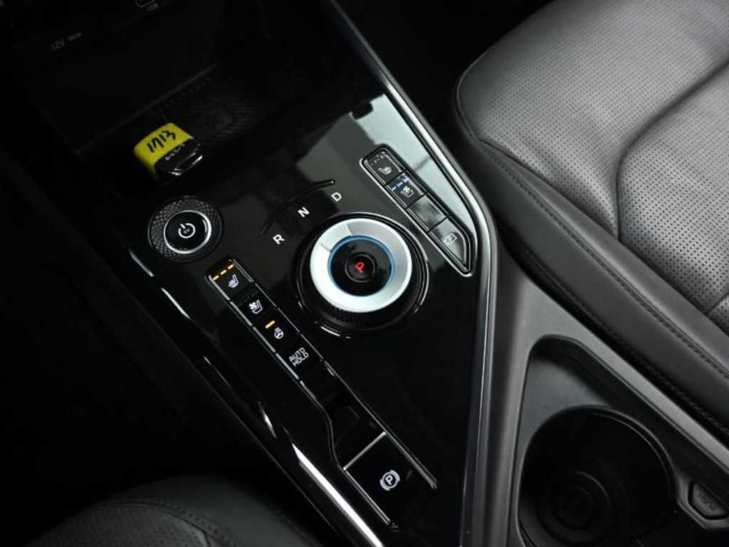 Kia Niro — photo 09