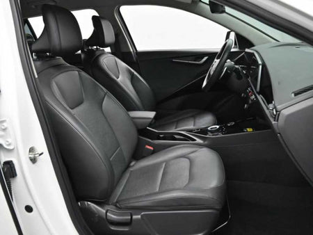 Kia Niro — photo 10