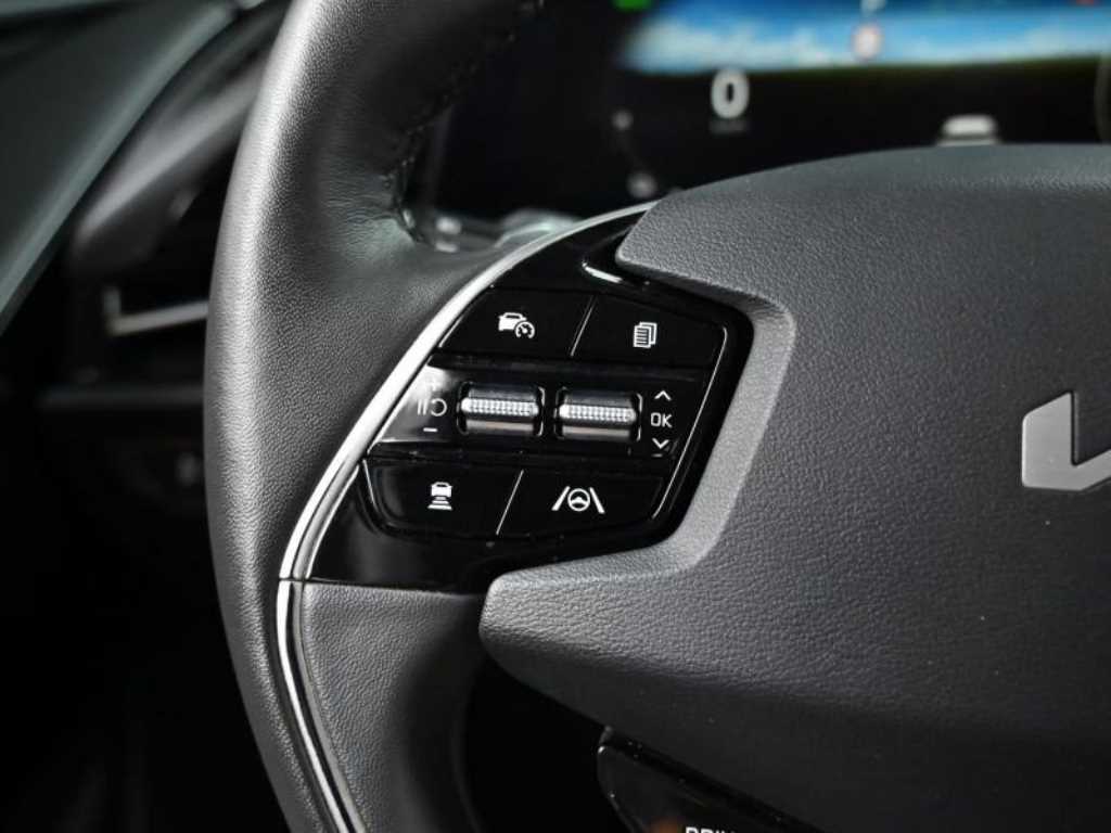 Kia Niro — photo 16