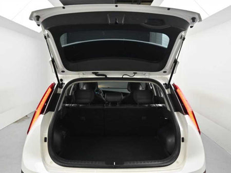 Kia Niro — photo 19
