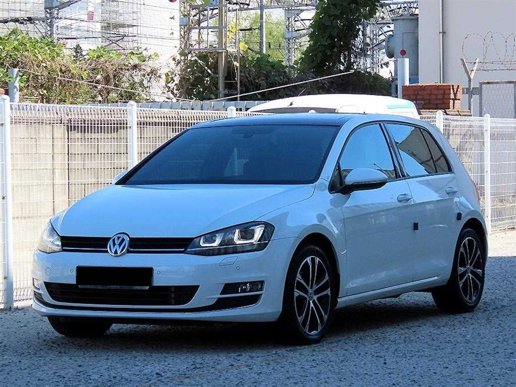 Volkswagen Golf — photo 02