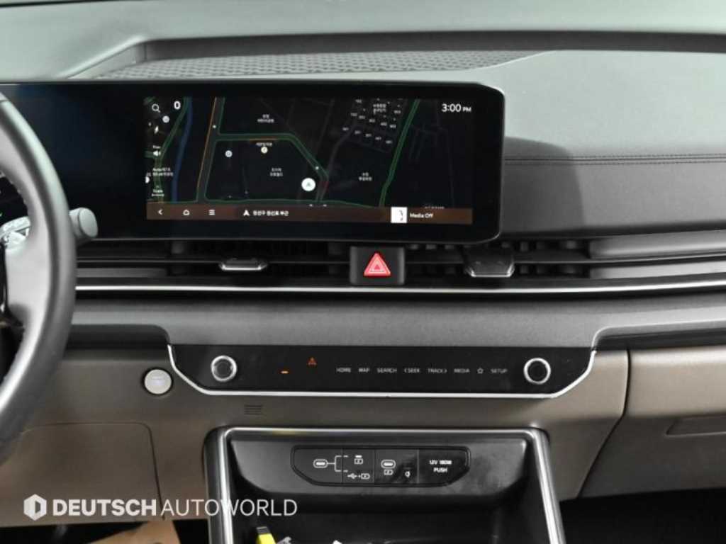 Kia Carnival — photo 14