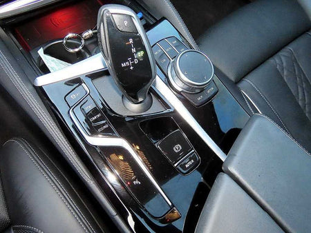 BMW 5-Series — photo 11