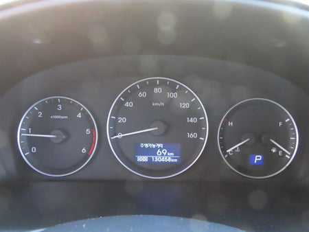 Hyundai Starex — photo 08
