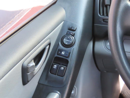 Hyundai Starex — photo 12
