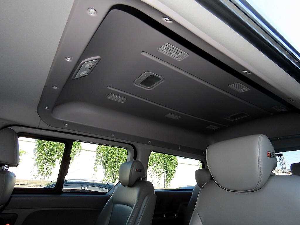 Hyundai Starex — photo 18